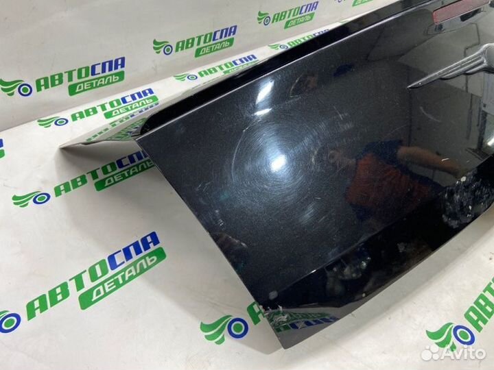 Крышка багажника задняя Chrysler 300C седан дизель