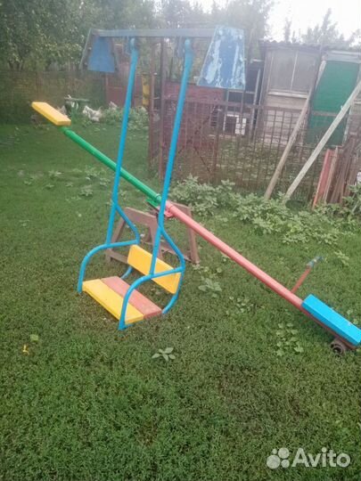Детские качели уличные