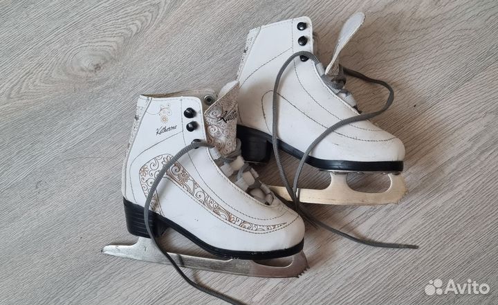 Коньки фигурные детские 28 размер