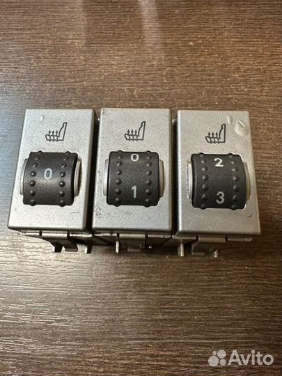 Кнопка обогрева сидений Ford Focus 2 седан 1.6