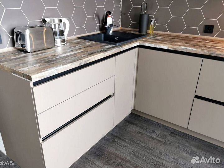 Кухонный гарнитур 