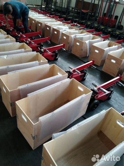 Домкрат подкатнoй пнeвмогидрaвличecкий 2x-штoковый ERT50Т 50/60/80/100/120 тонн