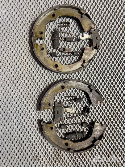 Колодки ручного тормоза SsangYong Actyon