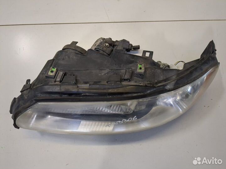 Фара (передняя) Volvo V70, 2005