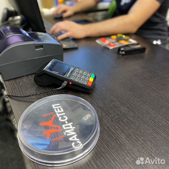 Боксерские перчатки Reyvel красные 10-18 oz