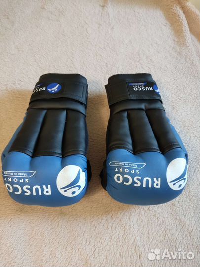 Перчатки для рукопашного боя