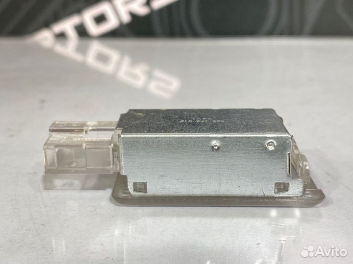 Плафон салона Volkswagen Touareg 7L AXQ/4 2006