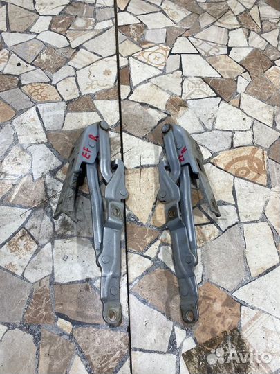 Петля двери багажника Hyundai Sonata New 2.0 Gls