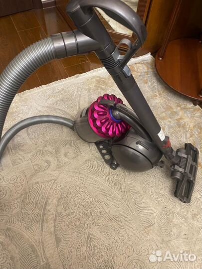 Пылесос dyson