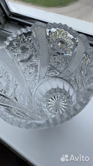 Хрустальная ваза