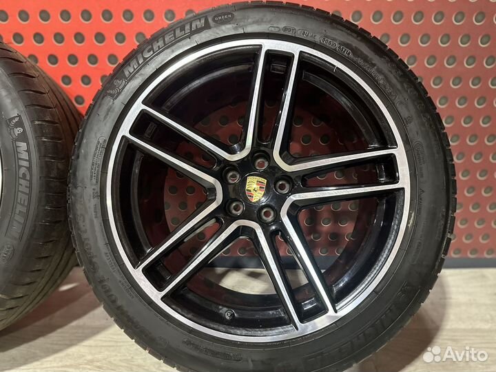 Диски с резиной Porsche Macan R20