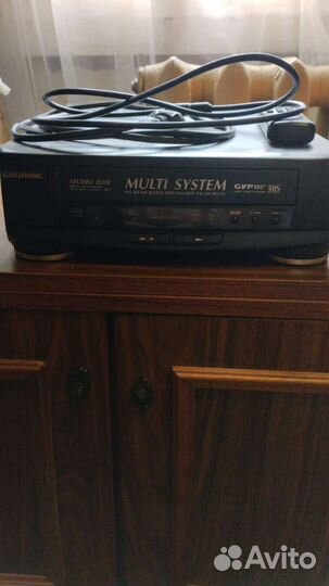 Видеомагнитофон grundig