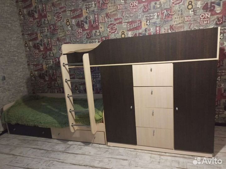Кровать чердак