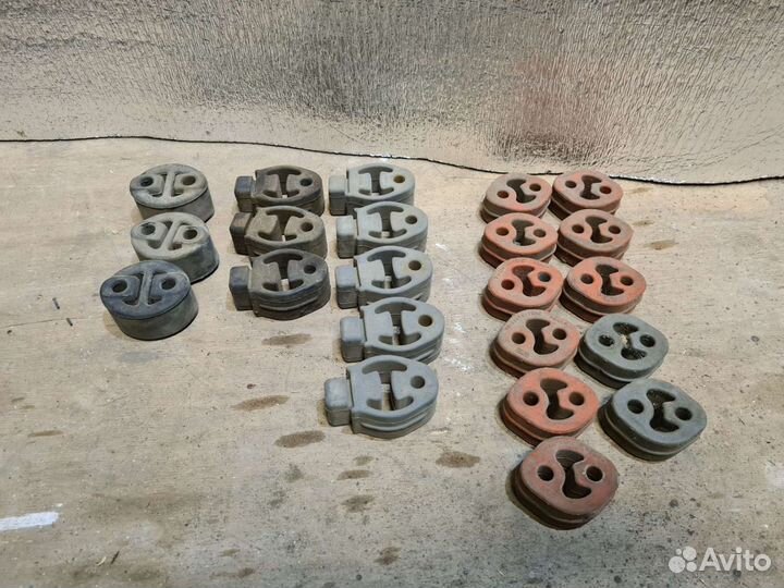 Резинка крепления глушителя Mazda