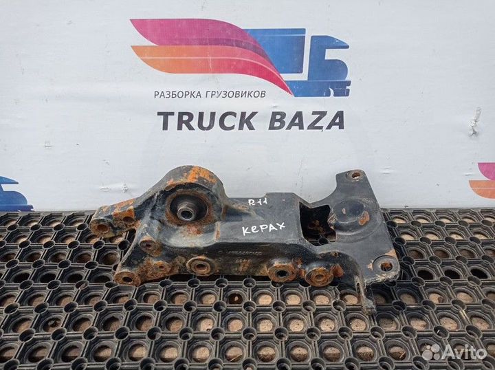 Кронштейн кабины Renault Kerax