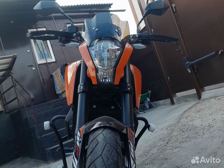 KTM Duke 125