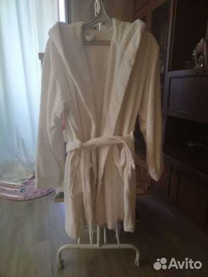 Белый махровый халат