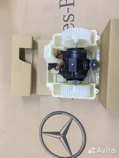 Мотор печки Mercedes W222 C222 A2228202214