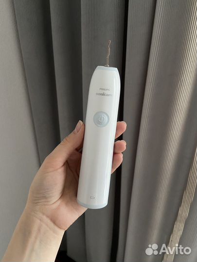 Электрическая зубная щетка philips sonicare