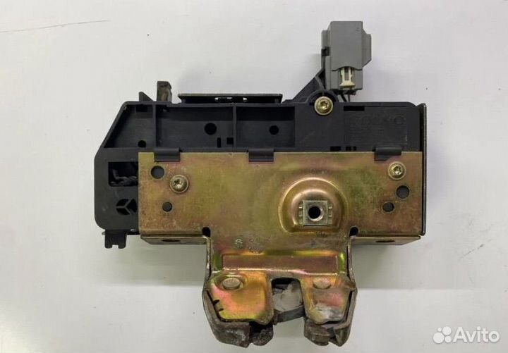 Запчасти на Volvo XC90