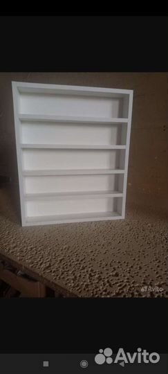 Полочка под Гельлаки лаки