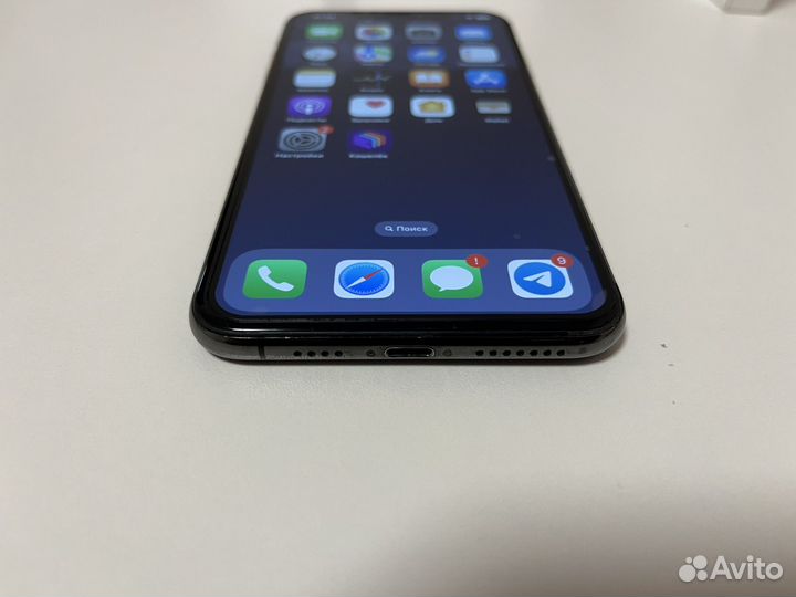 Телефон iPhone Xs max