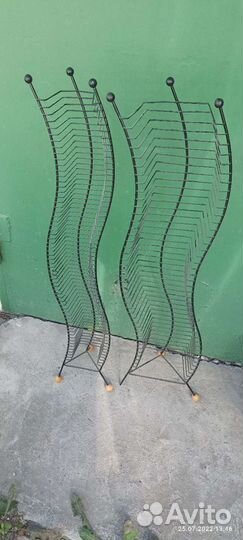 Стойка под диски. Цена за 2 шт