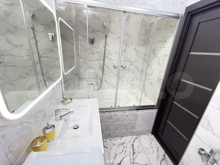 2-к. квартира, 62 м², 2/9 эт.