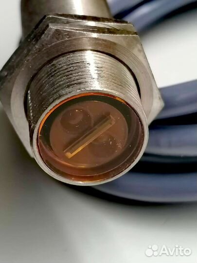 Бесконтактный сенсор вбо-М18-76У-3113-С уз IP67