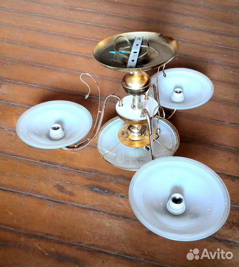 Люстра потолочная