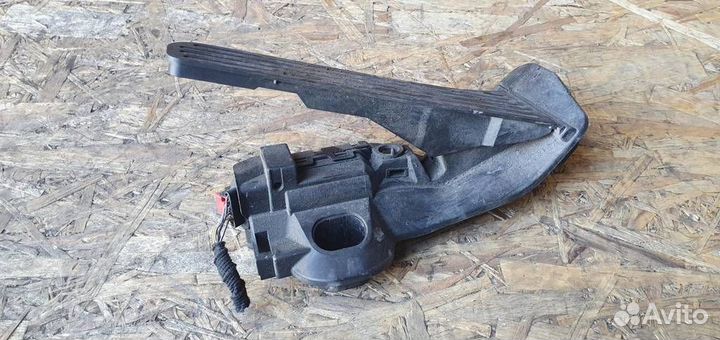 Педаль газа Volkswagen Golf V 2003-2009