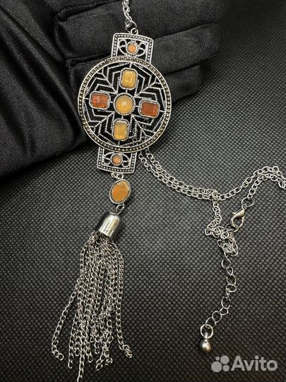 Кулок с цепочкой, цветные вставки в виде креста