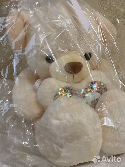 Плюшевый медведь