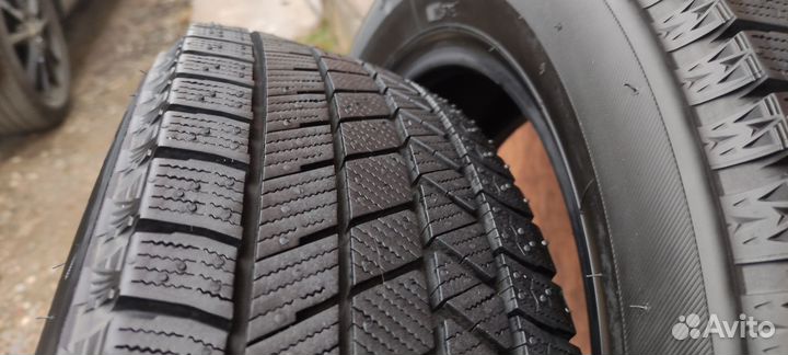 Bridgestone Blizzak VRX3 165/65 R15 81Q