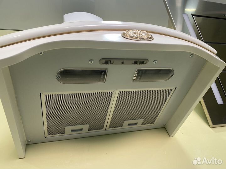 Кухонная вытяжка Vialona Cappe (Италия)