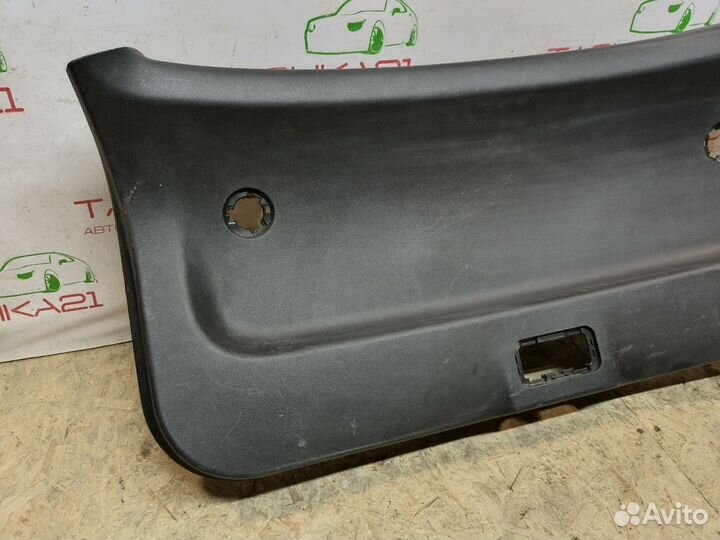 Обшивка крышки багажника Haval F7 F7x (2019+)