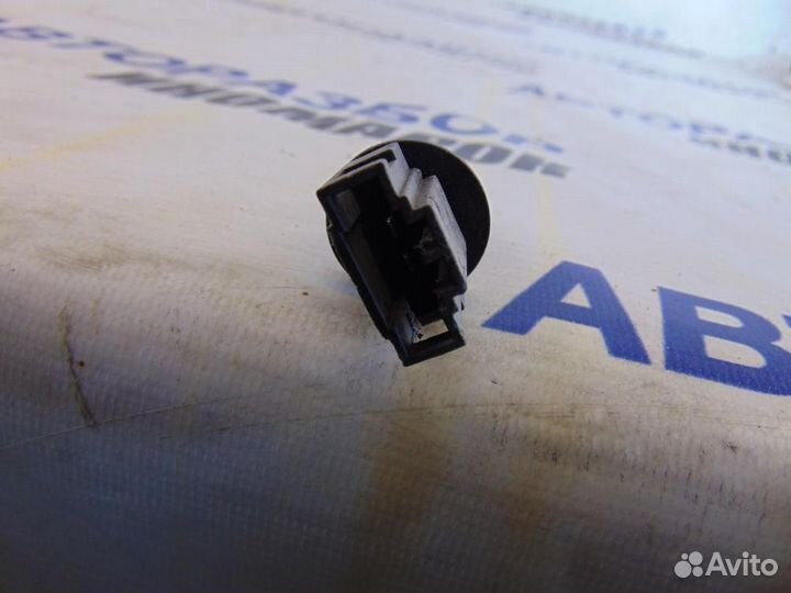 Датчик температуры воздуха для Volkswagen Polo 20