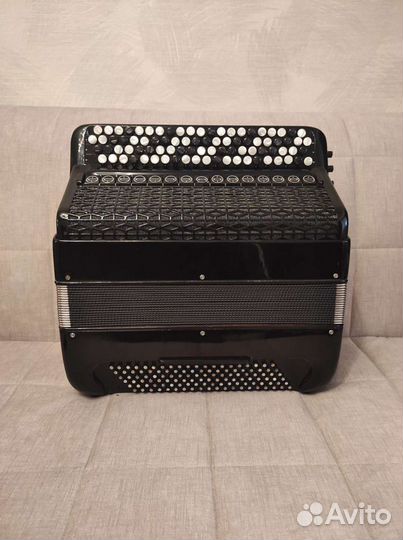 Баян Юпитер,с гарантией Мастер Востриков