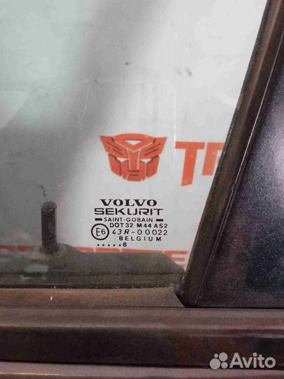 Дверь передняя левая Вольво S40 (VS)