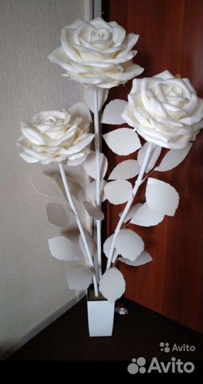 Продам торшер ручной работы. Все три горят, высота