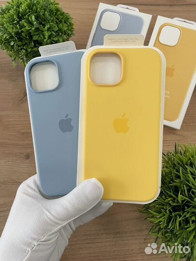 Чехол на iPhone 15 Silicon Case MagSafe