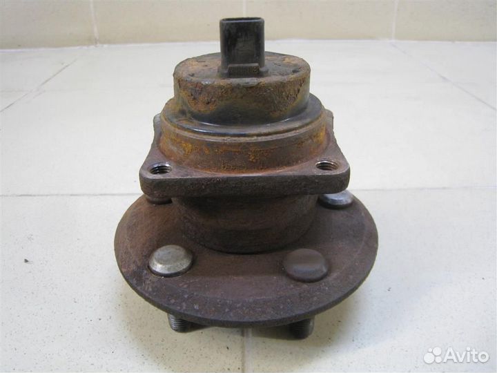 Ступица задняя Toyota Avensis T25 2006