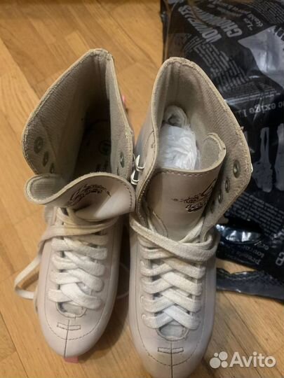 Коньки женские 40 размер