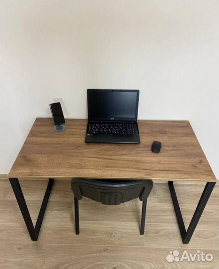 Стол компьютерный в стиле лофт