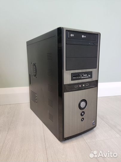 Компьютер системный блок