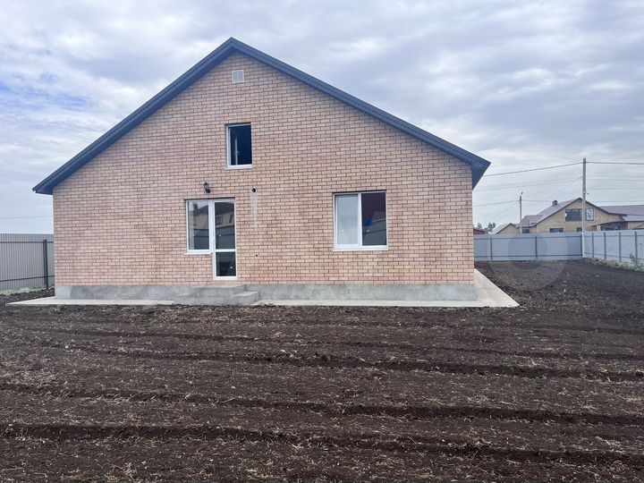 Дом 140 м² на участке 7,5 сот.