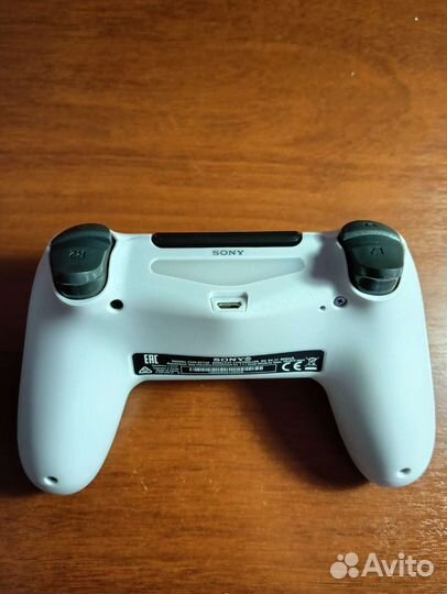 Геймпад sony dualshock 4