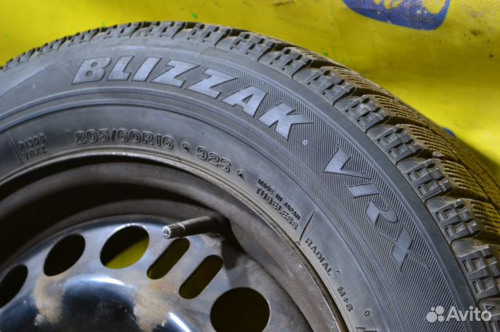 Bridgestone Blizzak VRX 205/60 R16