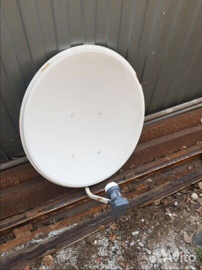 Спутниковая тарелка