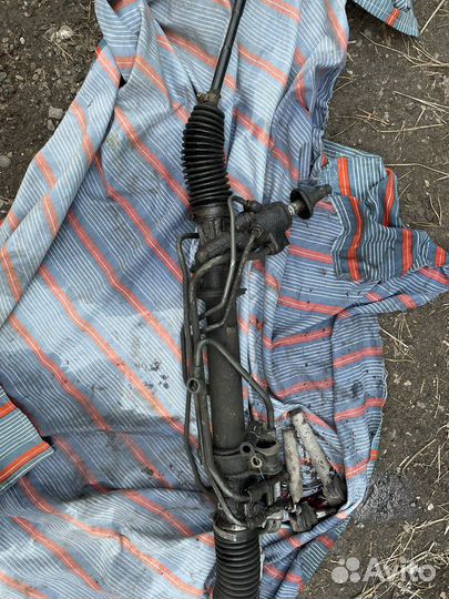 Рулевая рейка на subaru